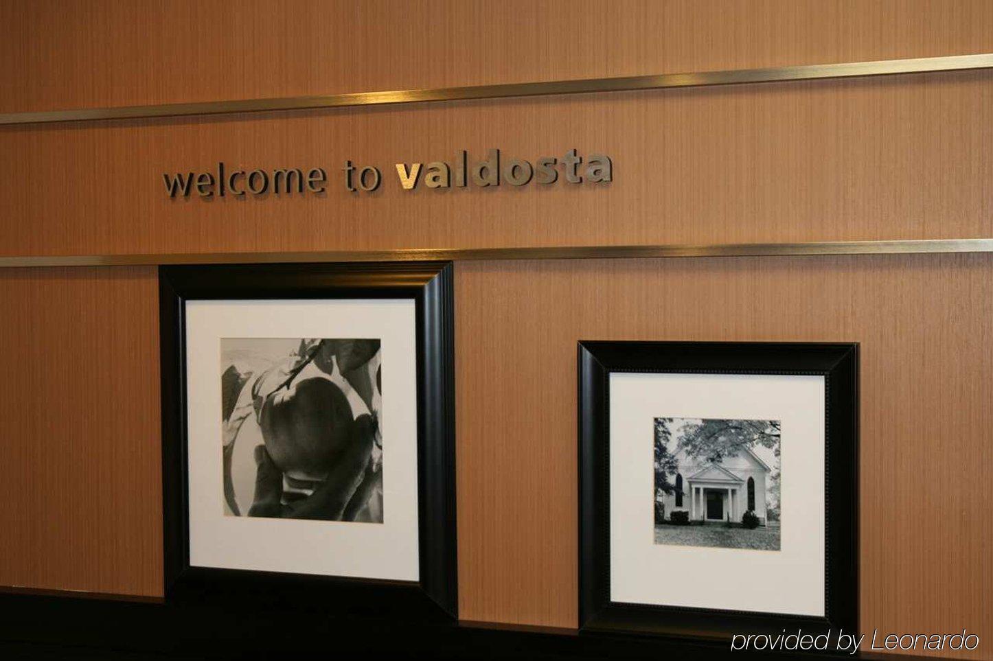 Hampton Inn & Suites Valdosta/Conference Center Beltér fotó